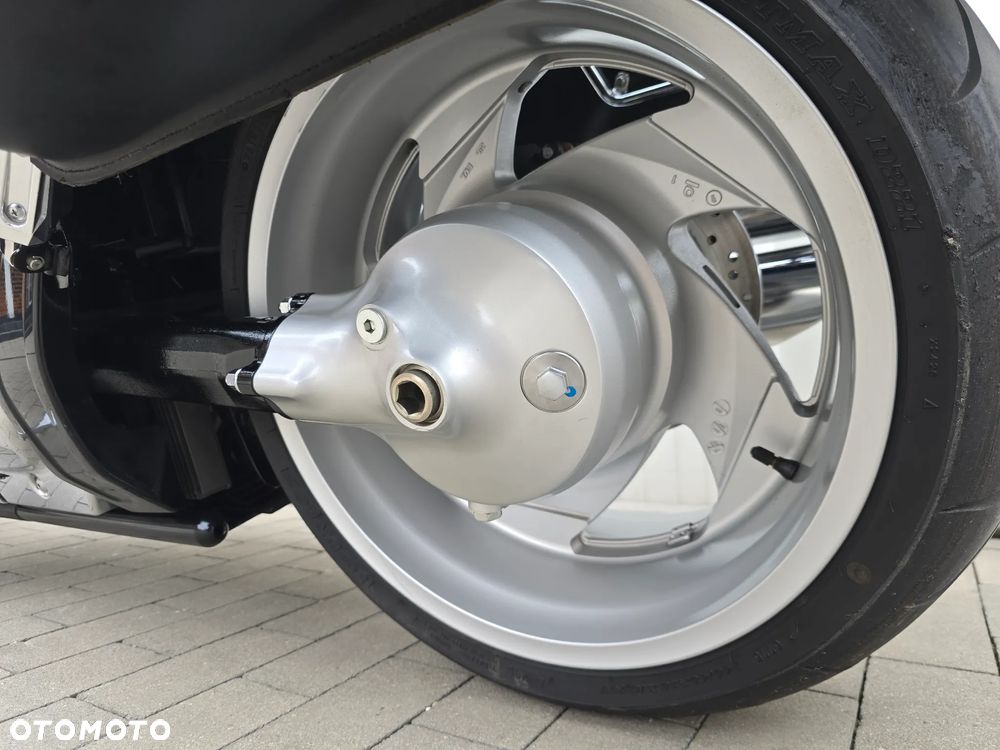 Suzuki Boulevard - 15