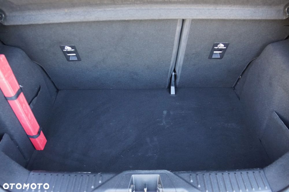 Ford Fiesta 1.0 EcoBoost Silver X EU6 - 28