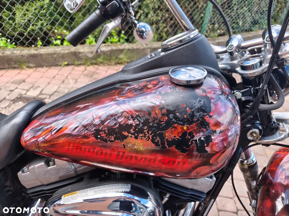 Harley-Davidson Dyna Street Bob - 7