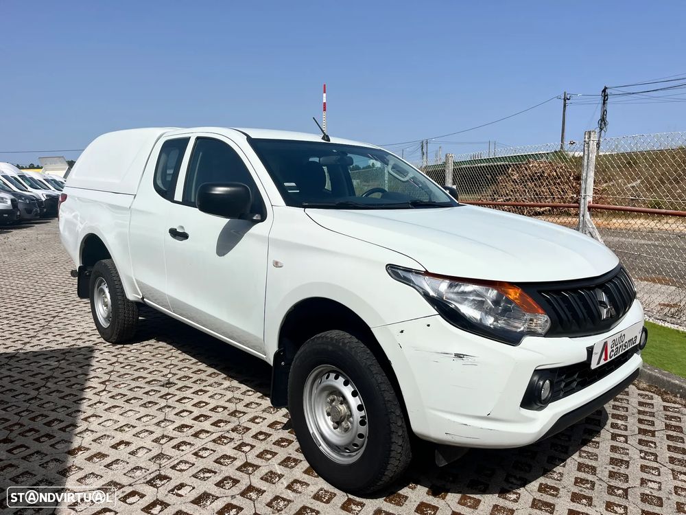 Mitsubishi L200 Club 3Lug. 4X4 154 CV - 3