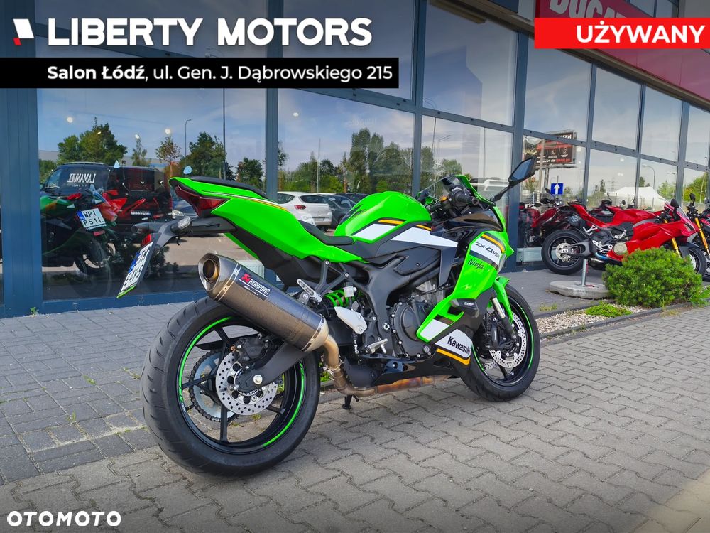 Kawasaki Ninja 400 - 4