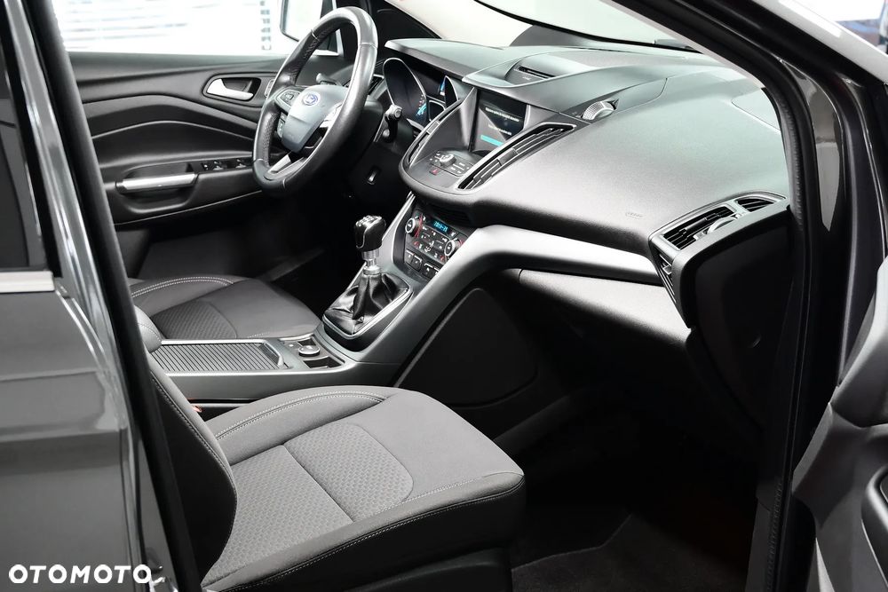 Ford Kuga 1.5 EcoBoost FWD Titanium ASS GPF - 10