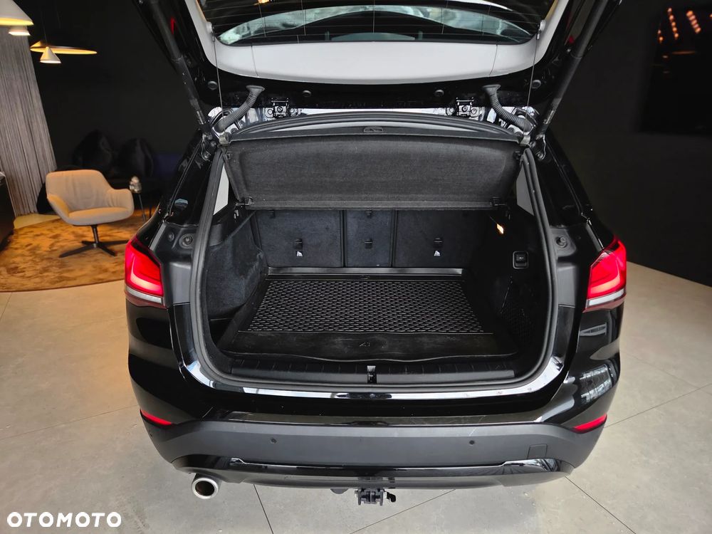 BMW X1 sDrive18i Advantage - 17