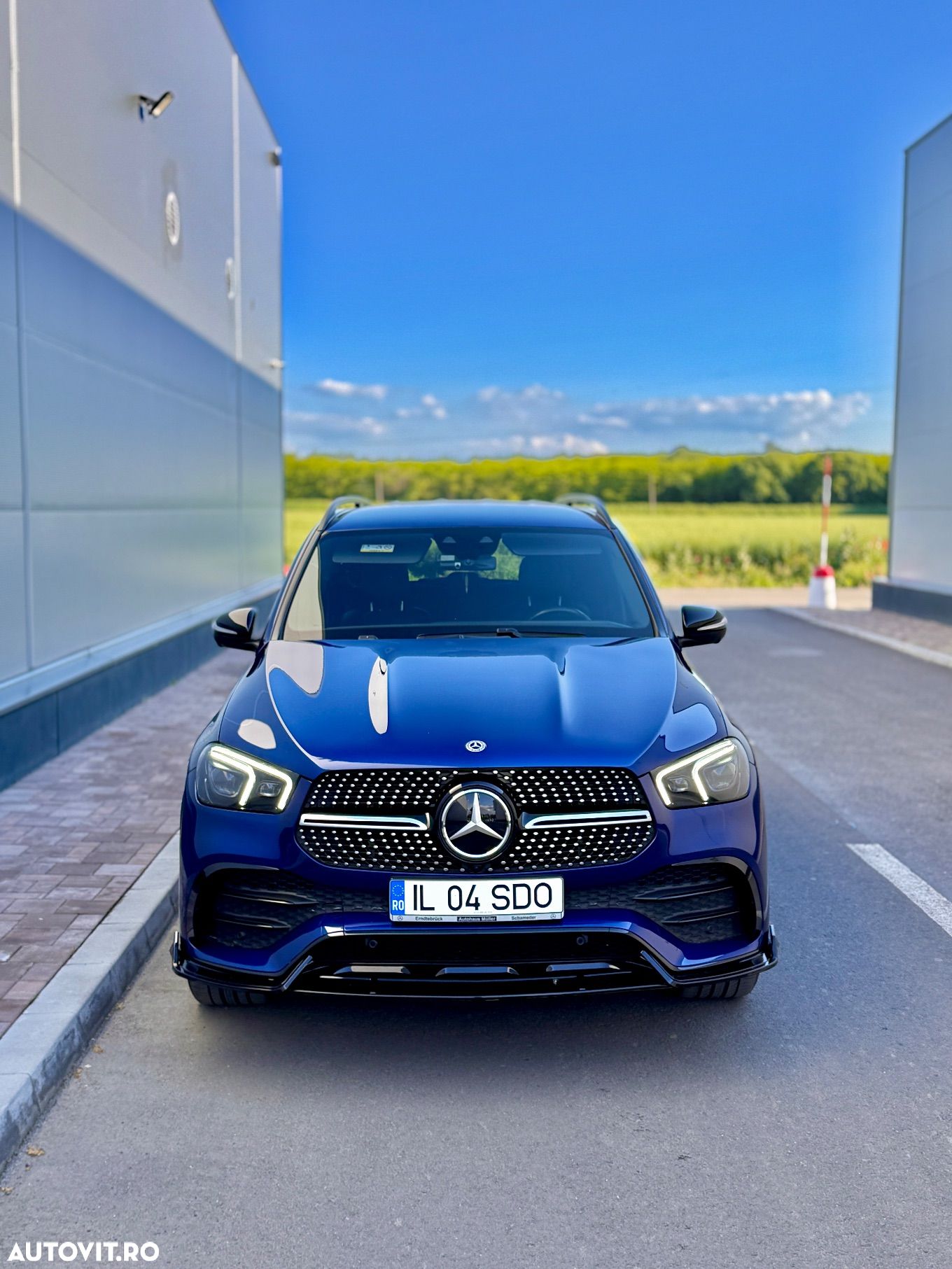 Mercedes-Benz GLE - 1