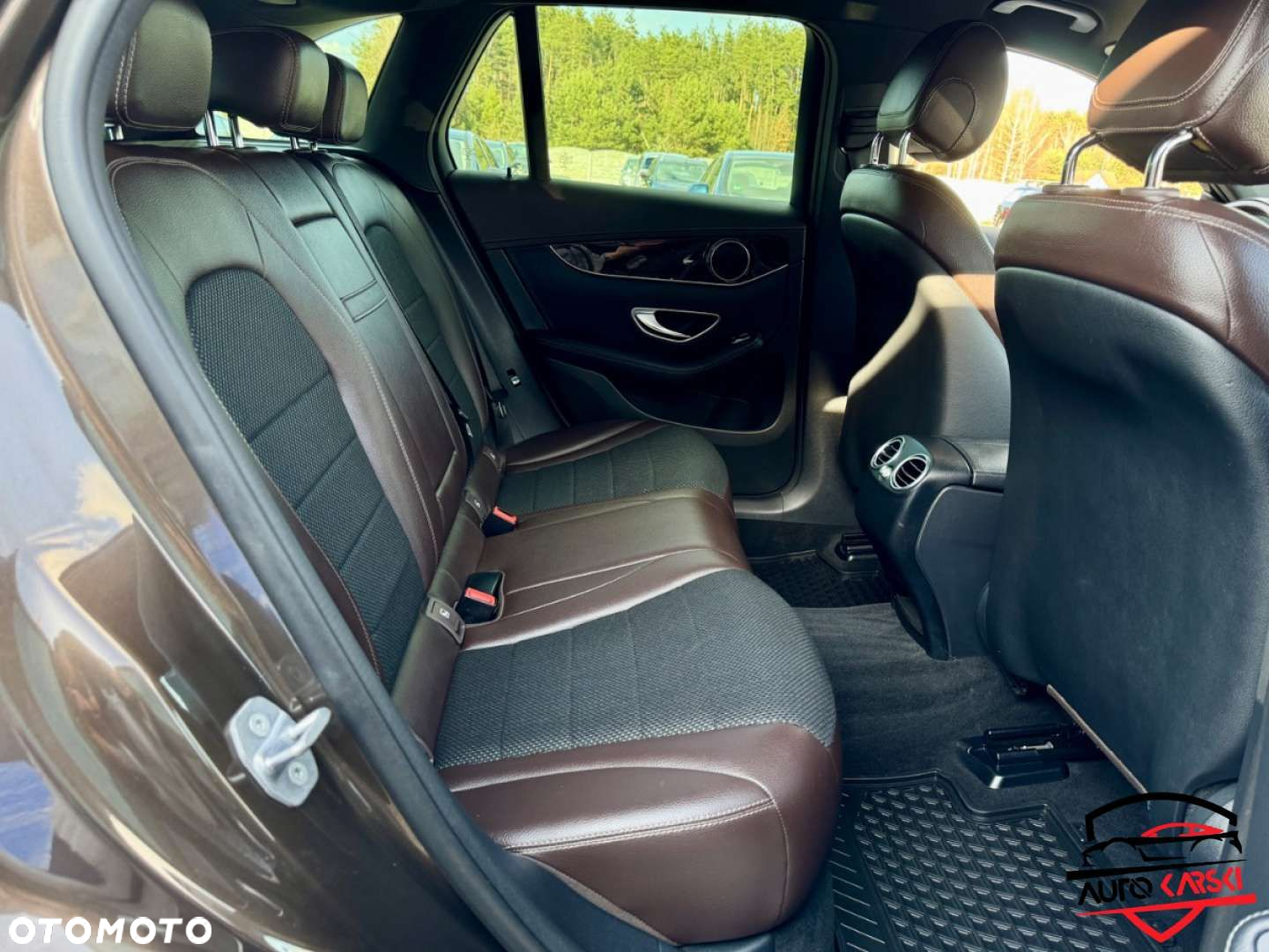 Mercedes-Benz GLC - 38
