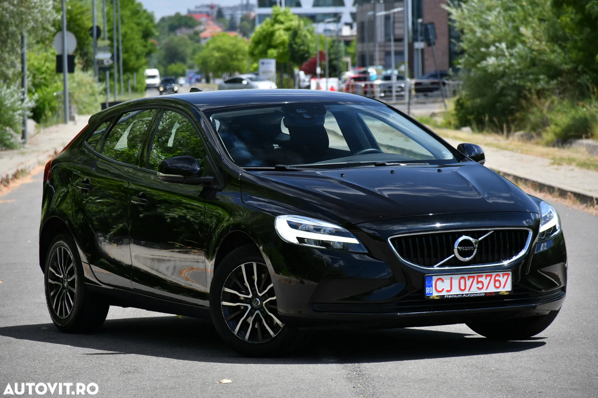 Volvo V40 T2 Summum - 9