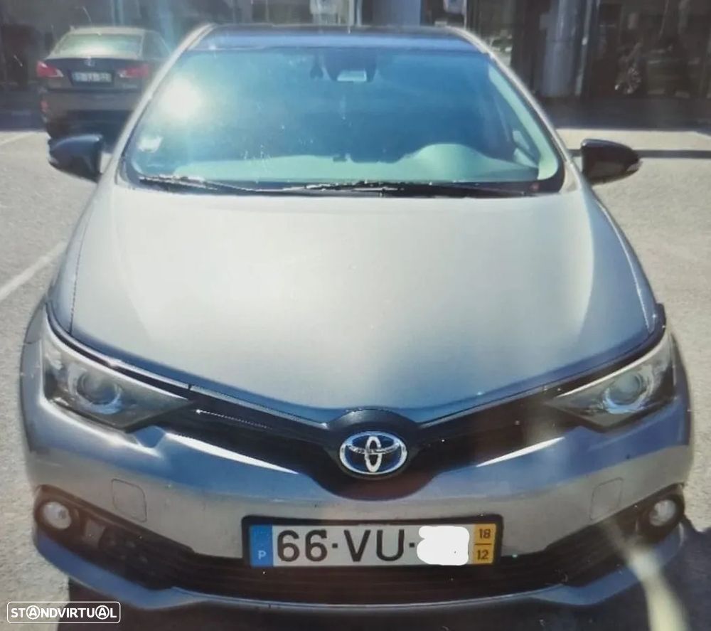 Toyota Auris 1.8 HSD Comfort +P.Sport+Navi - 1