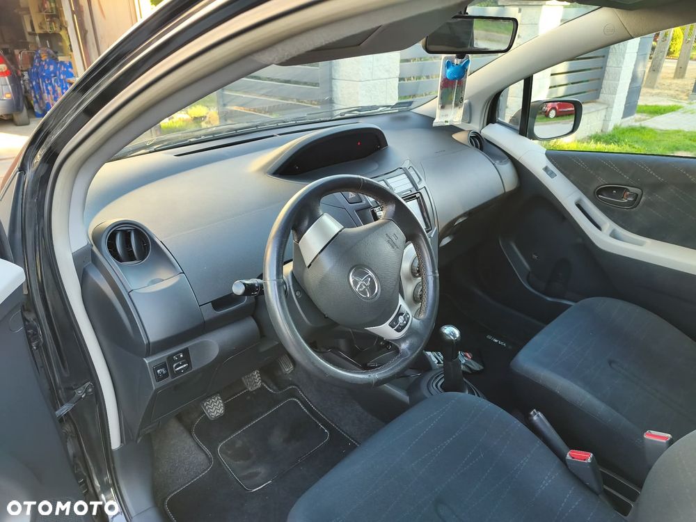 Toyota Yaris 1.4 D-4D Sol - 7