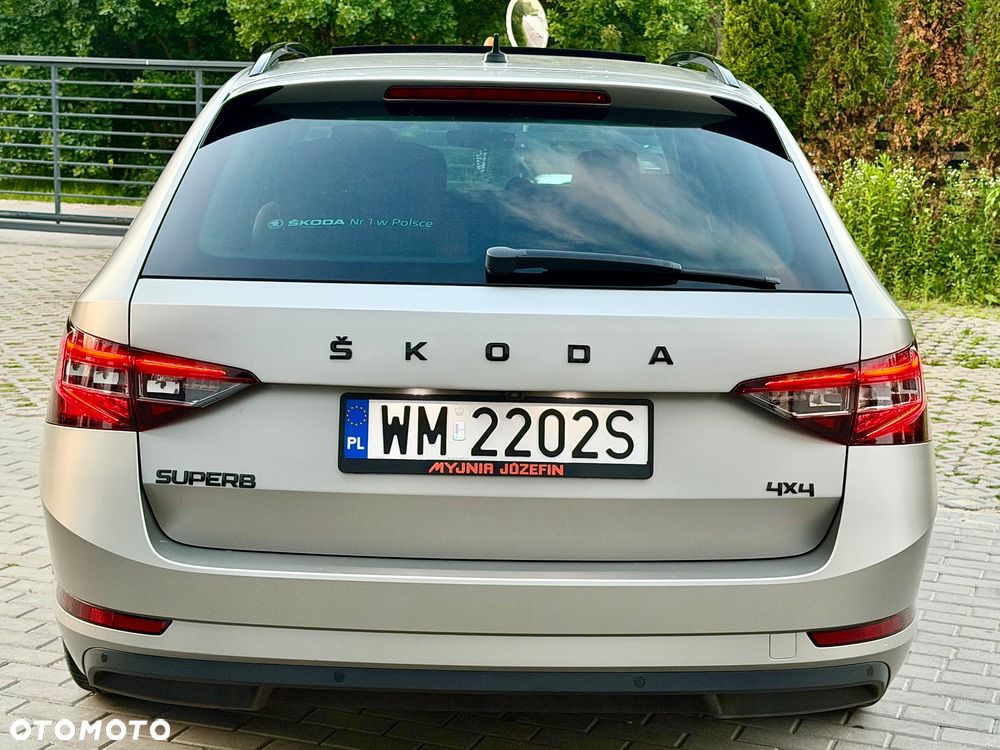 Skoda Superb 2.0 TDI L&K DSG - 9