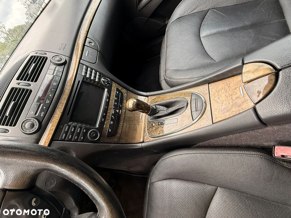Mercedes-Benz Klasa E 500 Avantgarde - 18