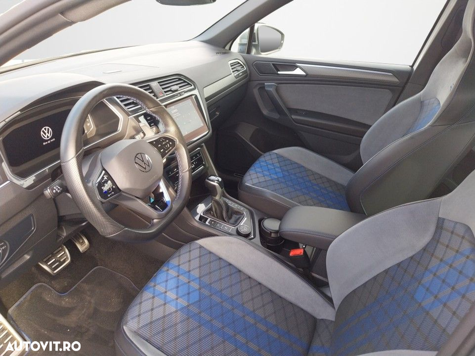 Volkswagen Tiguan - 9