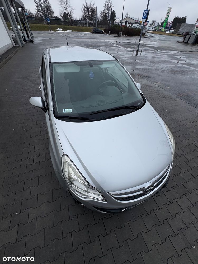 Opel Corsa ver-1-2-16v-ecoflex-satellite - 7