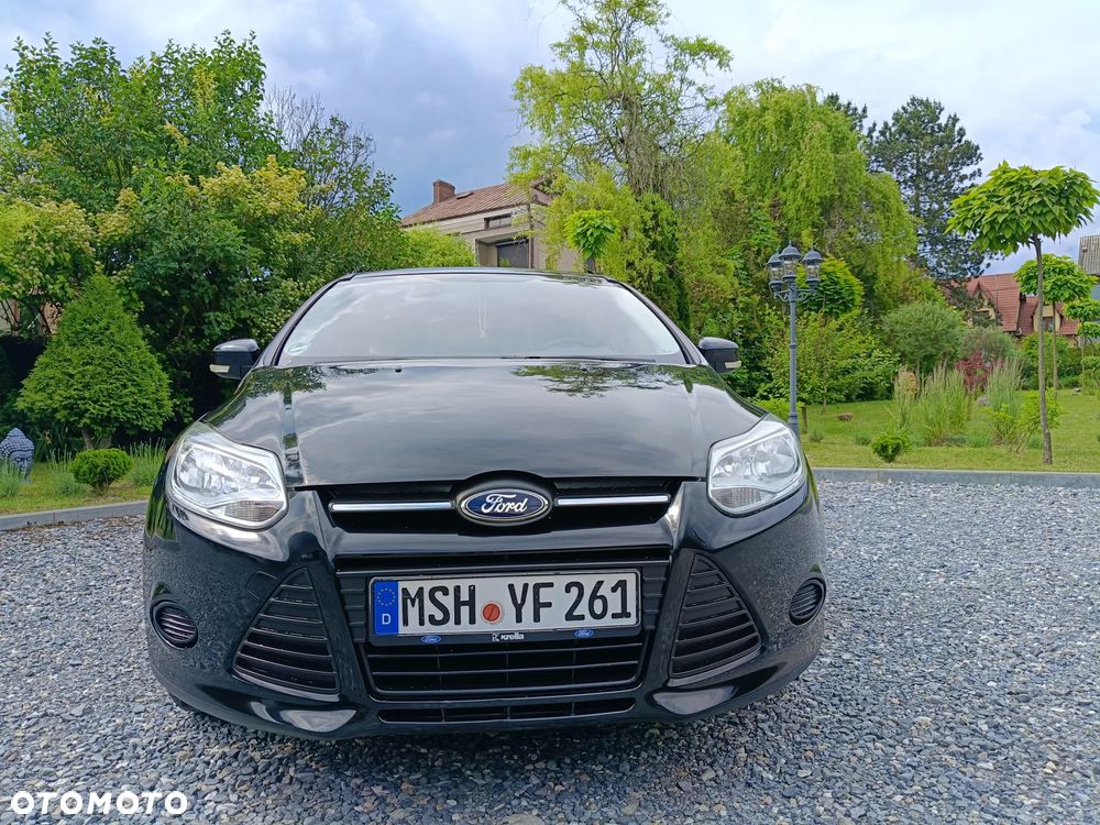 Ford Focus 1.6 Ambiente - 1