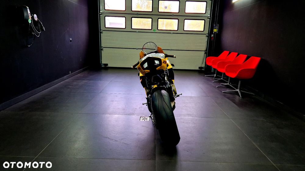 Ducati Panigale V4S - 4