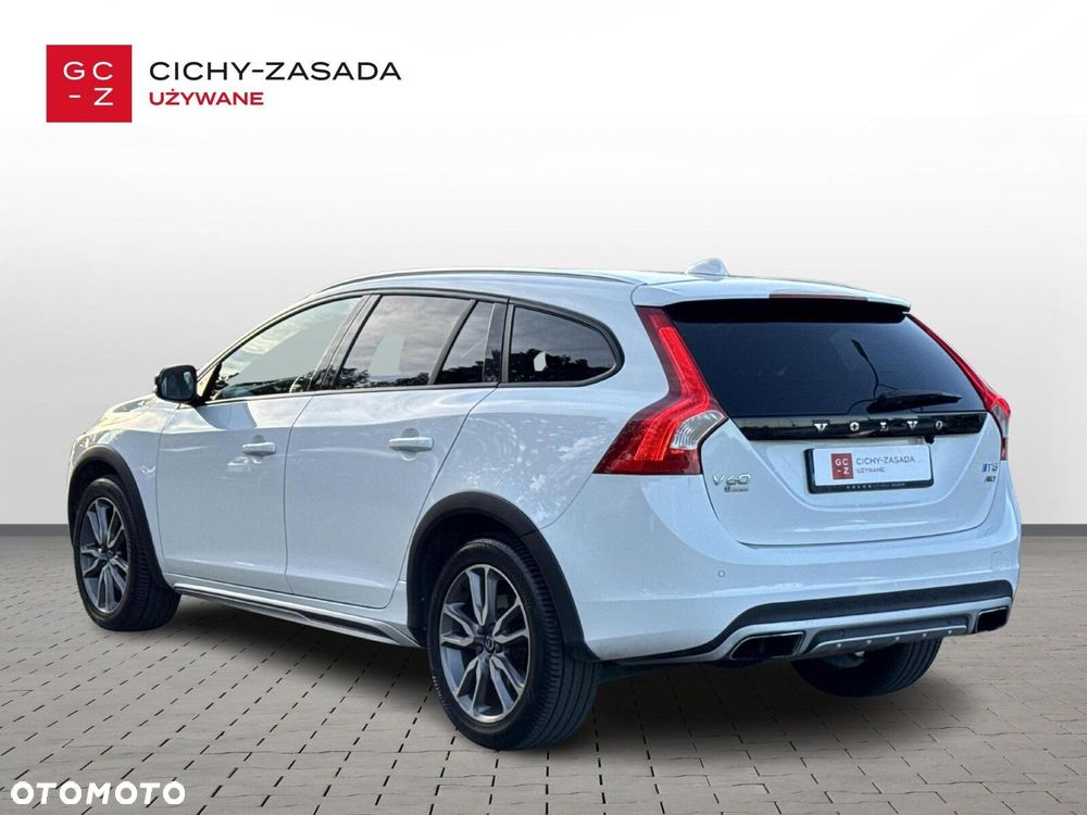 Volvo V60 - 3