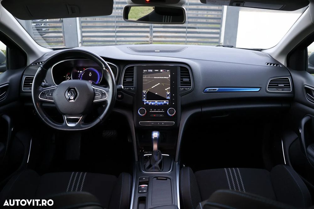Renault Megane BLUE dCi 115 EDC BOSE EDITION - 3