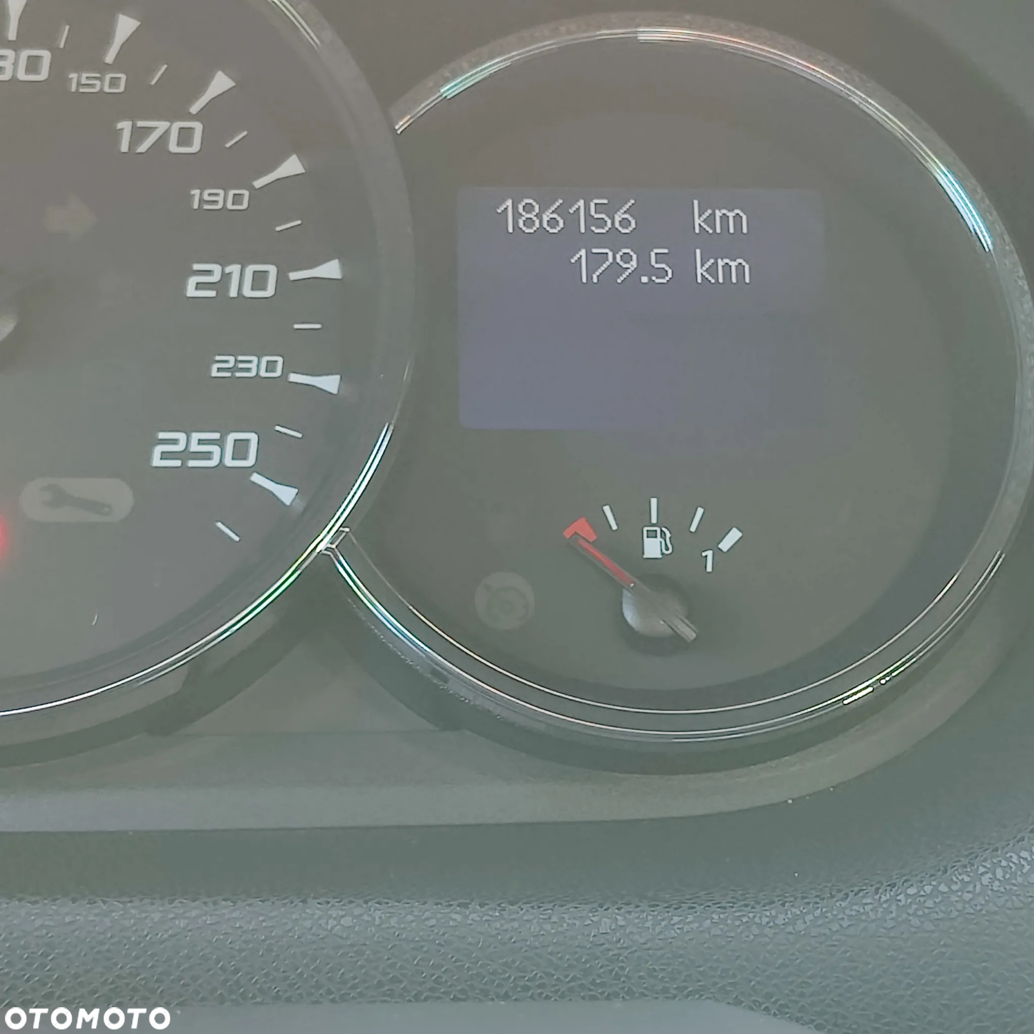 Renault Megane Grandtour TCe 180 GT - 18