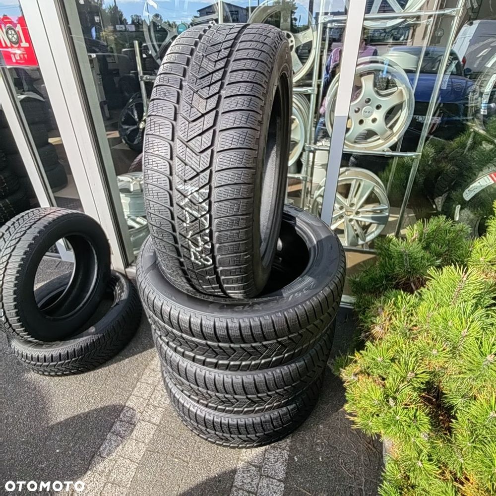 235/55R19 101H Pirelli Scorpion Winter RSC komplet zima KZ32