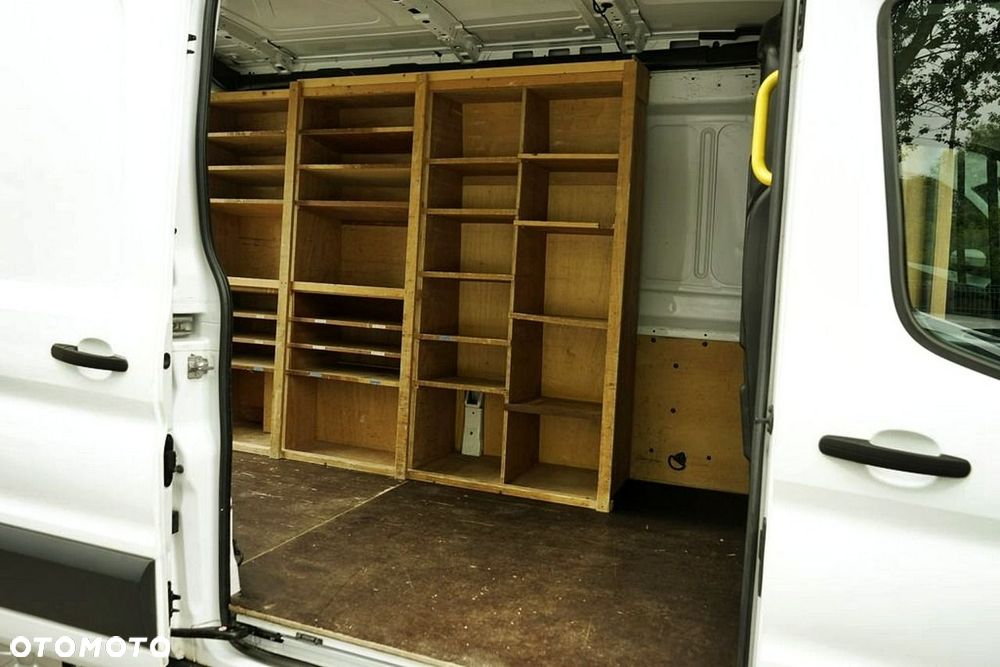 Ford Transit - 24
