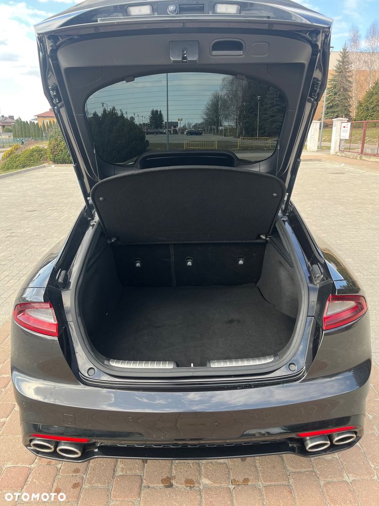 Kia Stinger 2.0 T-GDI GT Line - 13