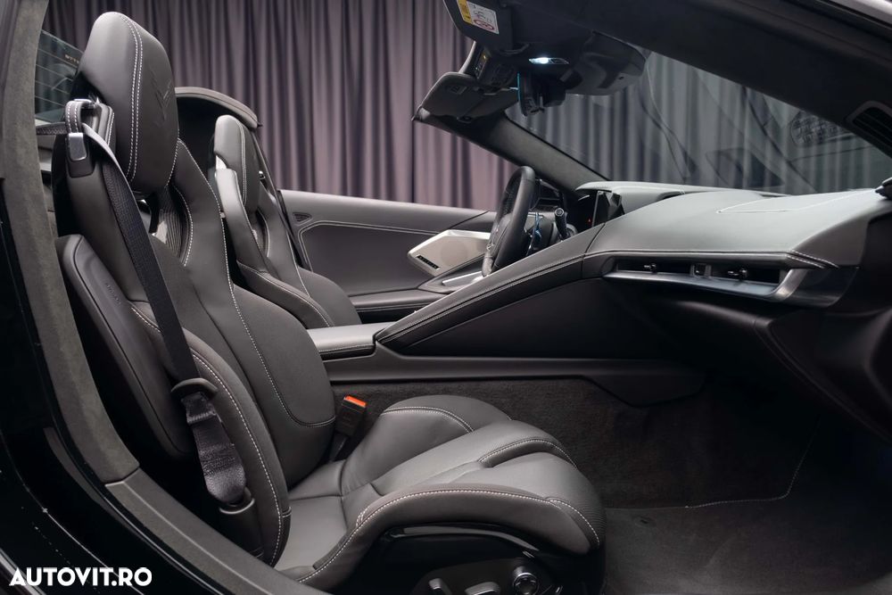 Chevrolet Corvette Stingray 3LT 6.2 V8 Automatik - 37