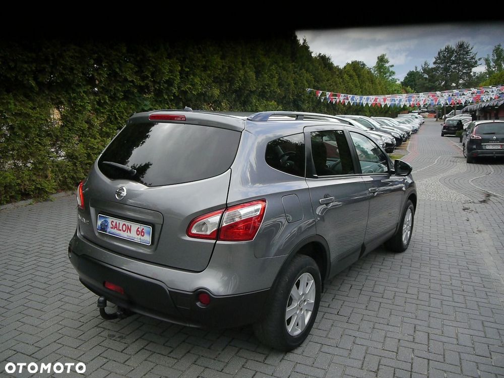 Nissan Qashqai+2 1.6 360 - 5