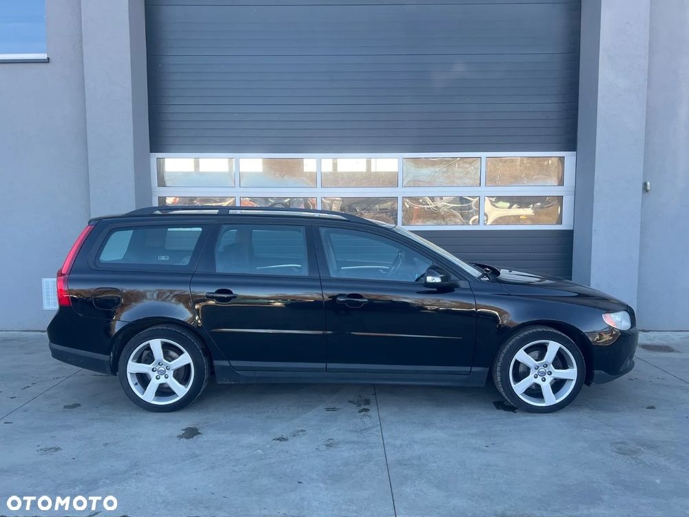 Volvo V70 2.0D Kinetic - 6