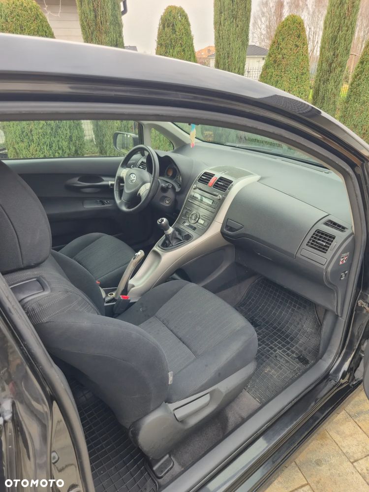 Toyota Auris 1.6 VVT-i Sol - 23