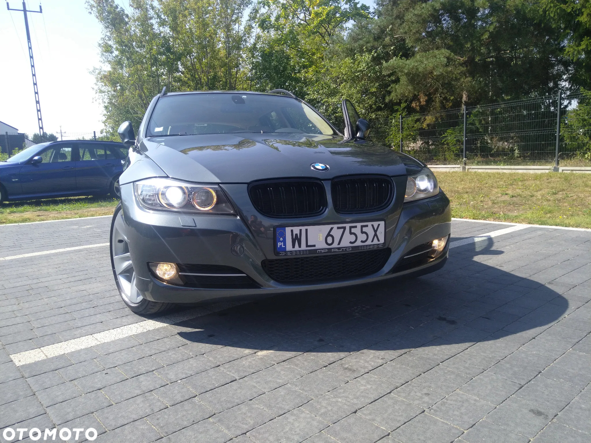BMW Seria 3 318d DPF Touring - 10
