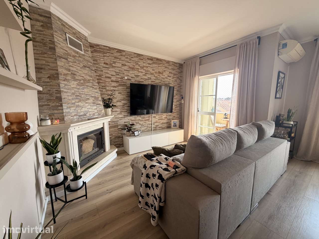 Apartamento T3 com Varanda - Quinta do Conde - 300.000€ - Grande imagem: 2/22