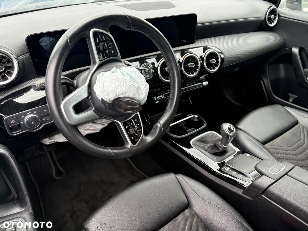 Mercedes-Benz Klasa A 180 d - 18