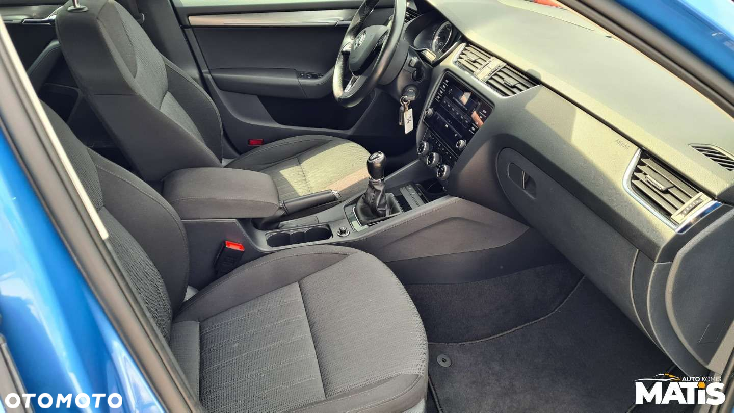 Skoda Octavia - 25