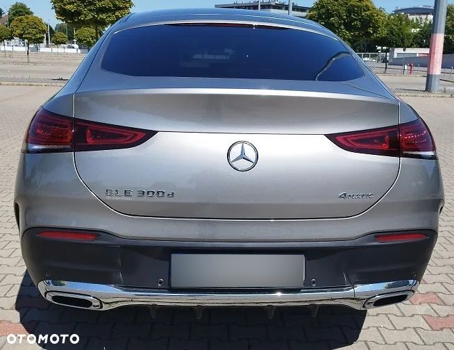 Mercedes-Benz GLE - 16