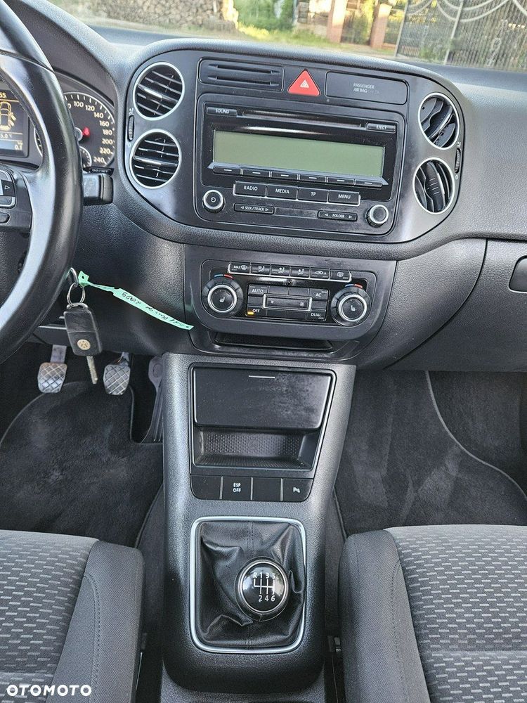 Volkswagen Golf Plus - 16