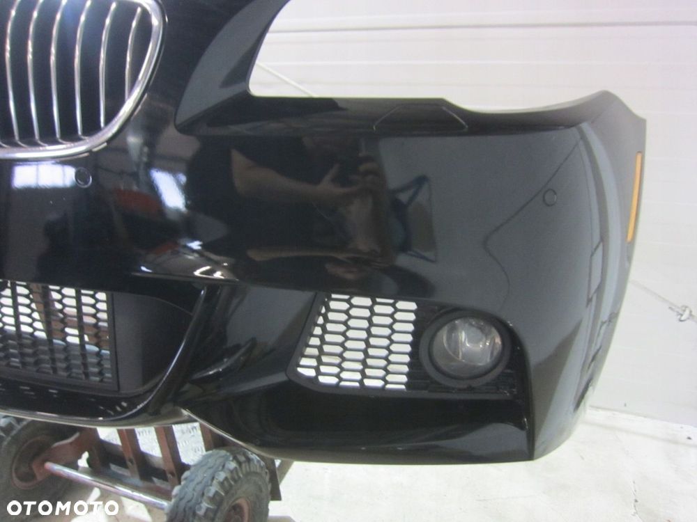 BMW F10 F11 ZDERZAK PRZEDNI PRZÓD 668 CZARNY PRZED LIFTEM MPAKIET 2013R PDC - 7