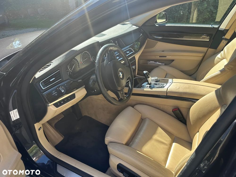 BMW Seria 7 730d xDrive - 6