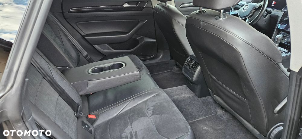 Volkswagen Arteon 2.0 TDI SCR Elegance DSG - 4