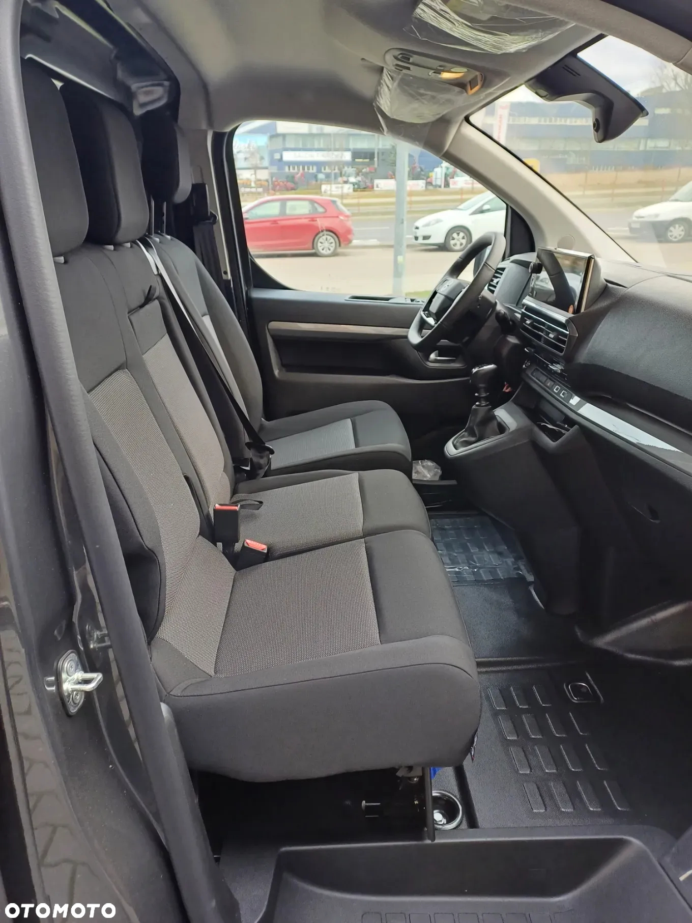 Opel VIVARO FURGON NOWY MODEL 2.0diesel 144KM - 4