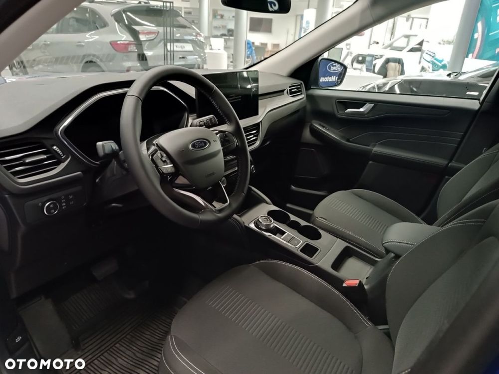 Ford Kuga - 11