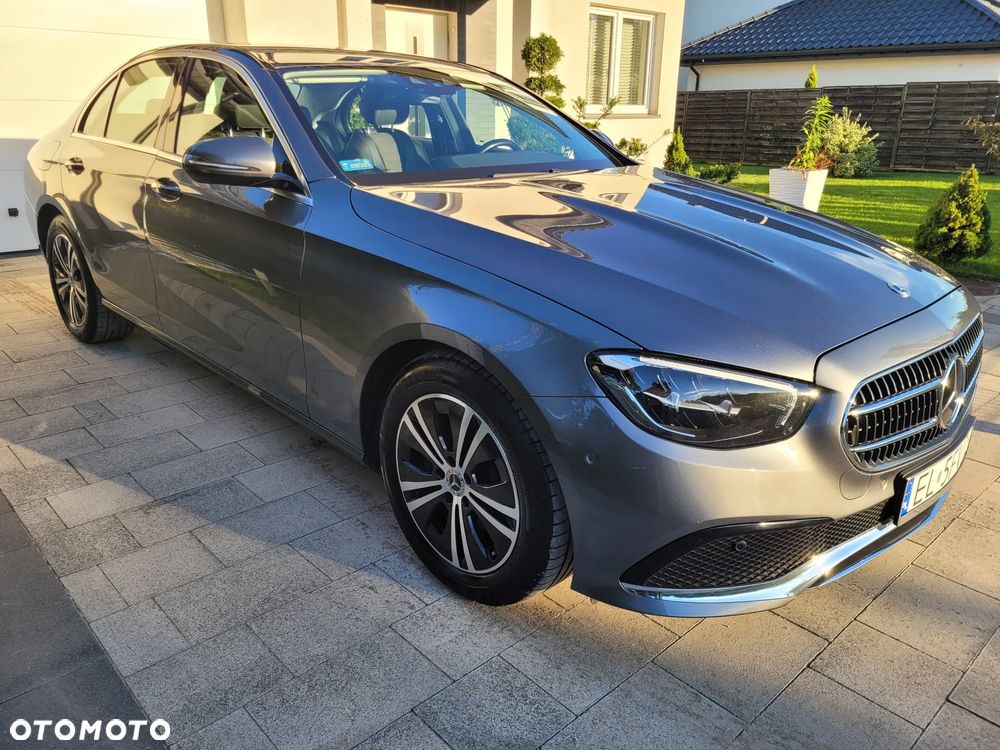 Mercedes-Benz Klasa E 220 d 4-Matic - 9