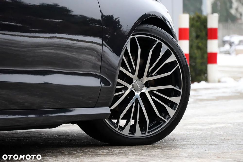 Audi A6 Avant 2.0 TDI Ultra S tronic - 20