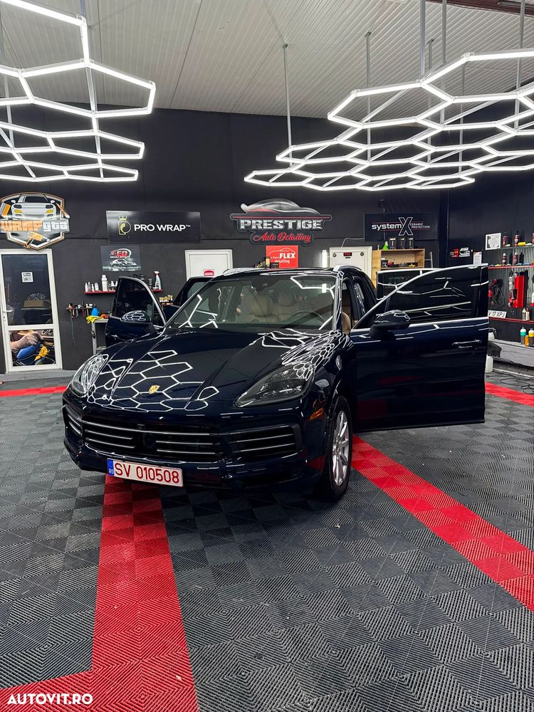 Porsche Cayenne S - 22