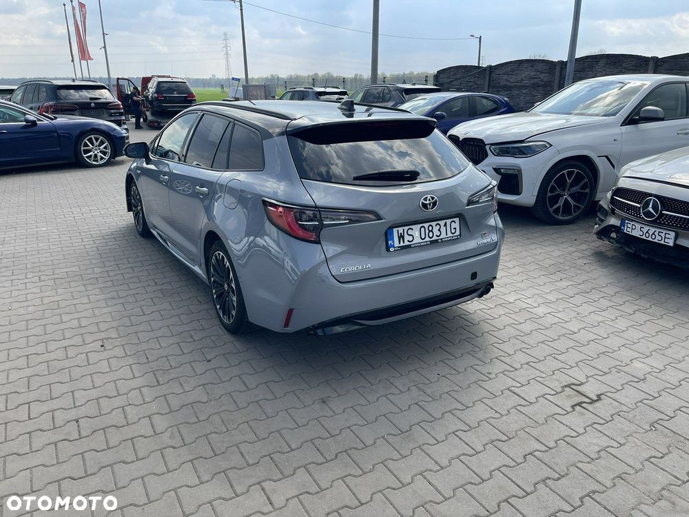 Toyota Corolla 2.0 Hybrid GR Sport - 6