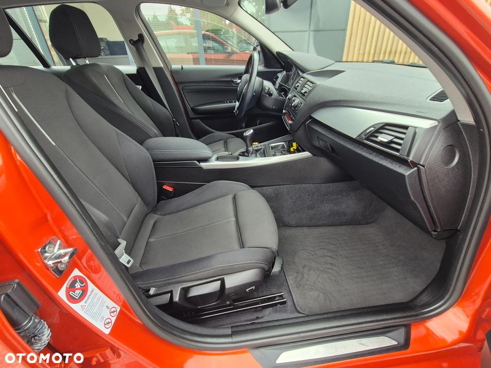 BMW Seria 1 116i Sport Line - 32