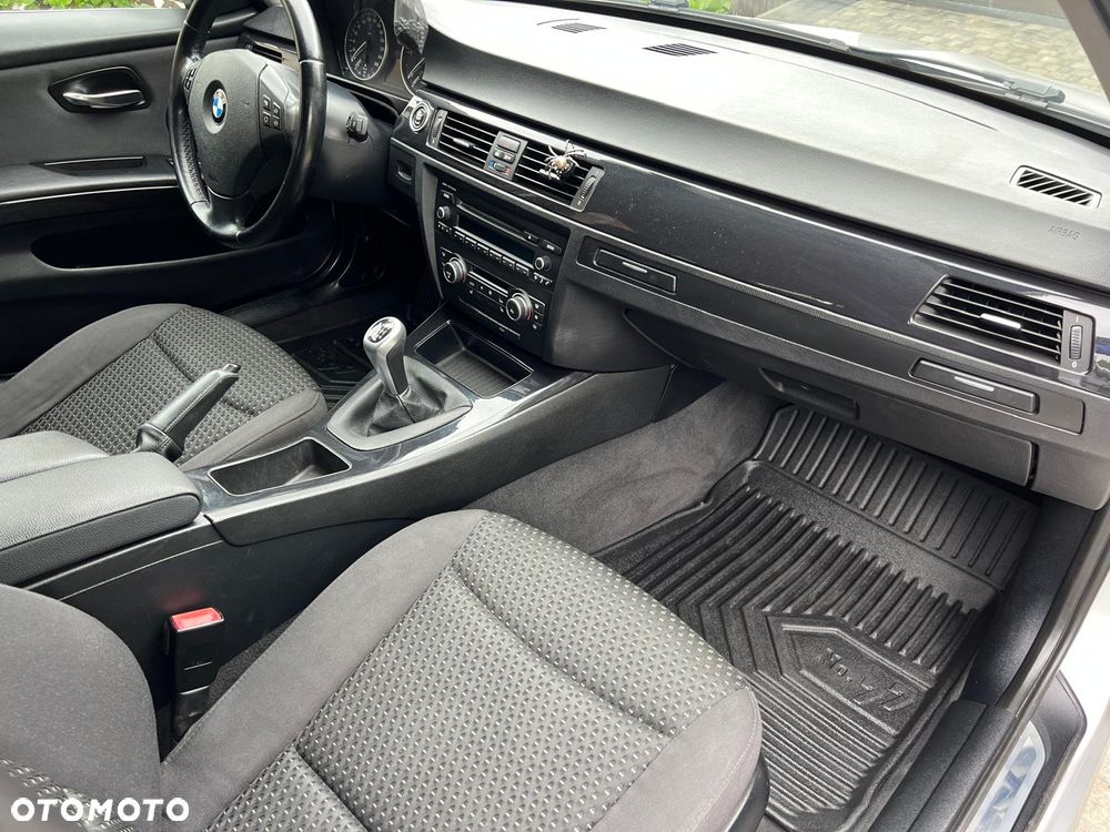 BMW Seria 3 318d Blue Performance - 20