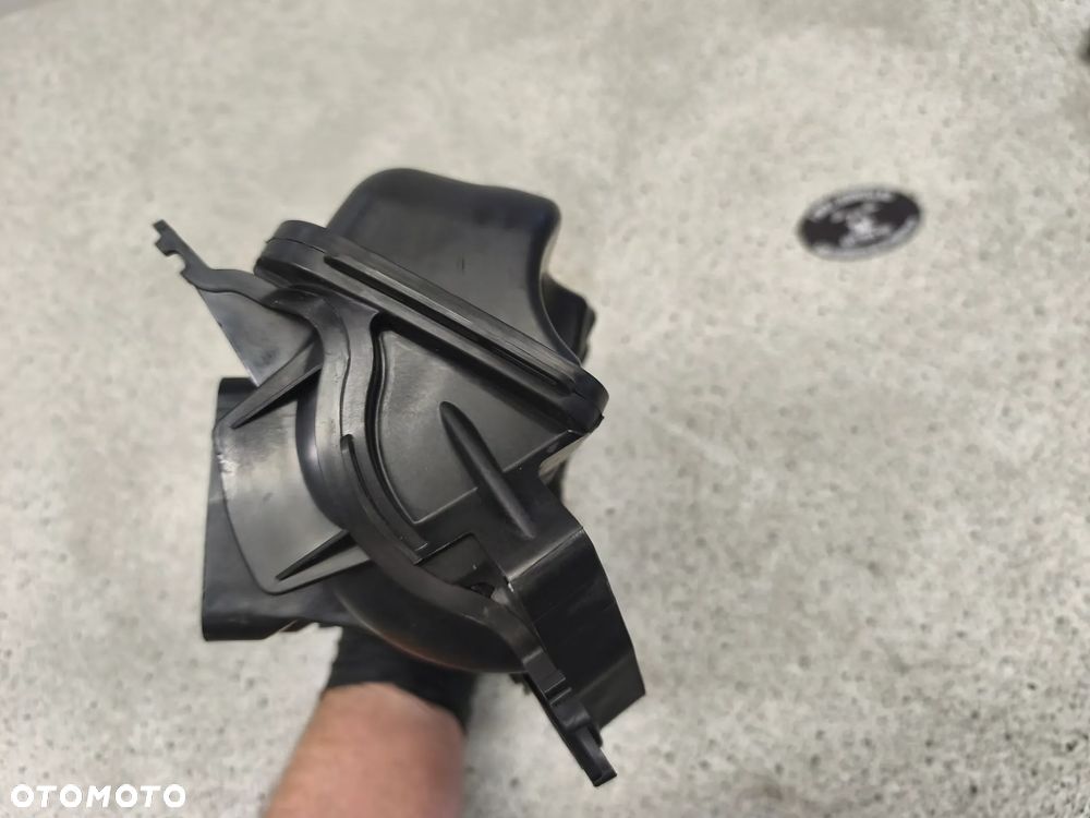 Kolektor dolotowy, airbox Triumph Trident 660 2022 - 10