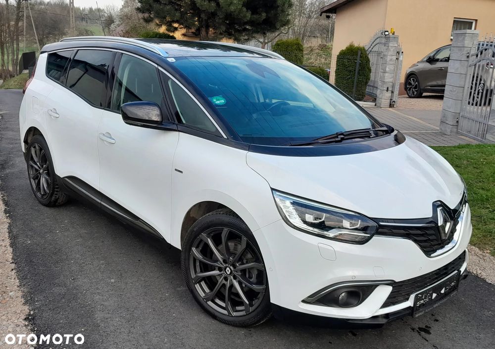 Renault Grand Scenic - 30