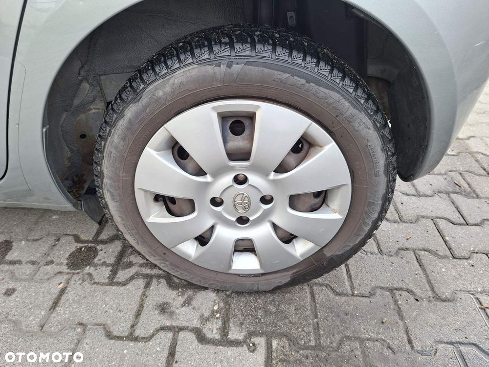 Toyota Yaris 1.3 Sol MM - 12