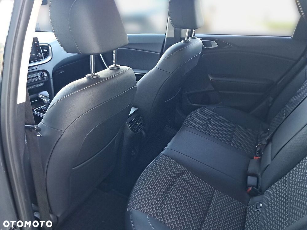 Kia Ceed 1.5 T-GDI L DCT - 33
