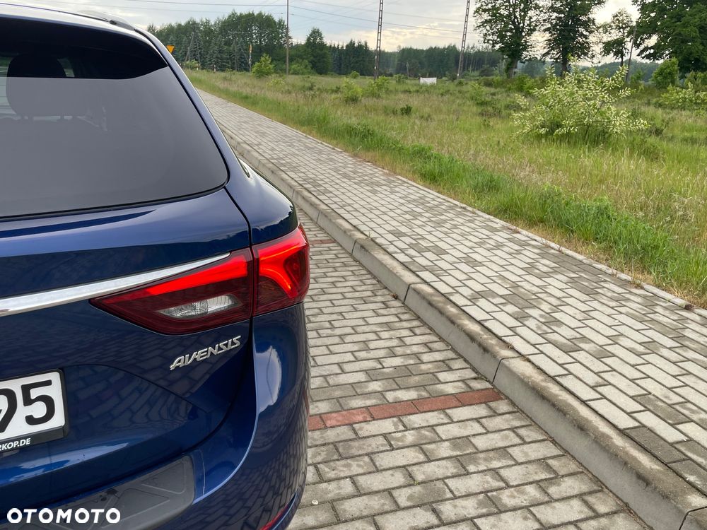 Toyota Avensis - 20